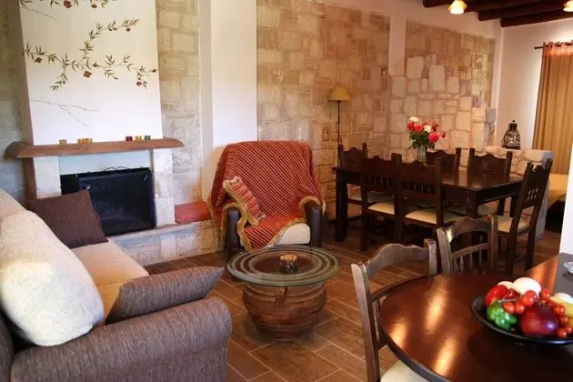 Villa, 3 Yatak Odası, Kişiye Özel Havuzlu, Deniz Manzaralı (Mirtia)