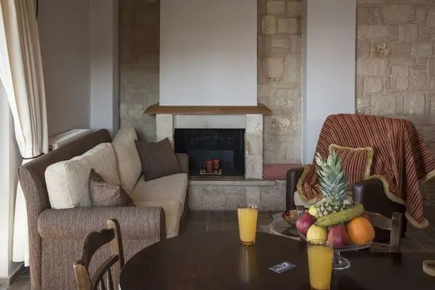 Villa, 3 Yatak Odası, Kişiye Özel Havuzlu, Deniz Manzaralı (Mirtia)