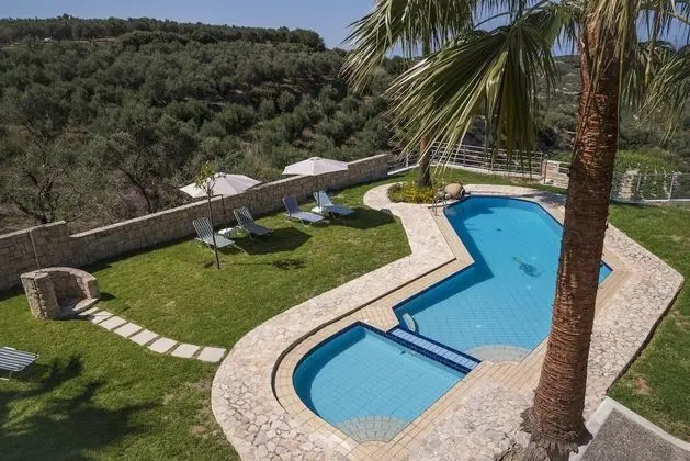 Villa, 3 Yatak Odası, Kişiye Özel Havuzlu, Deniz Manzaralı (Mirtia)
