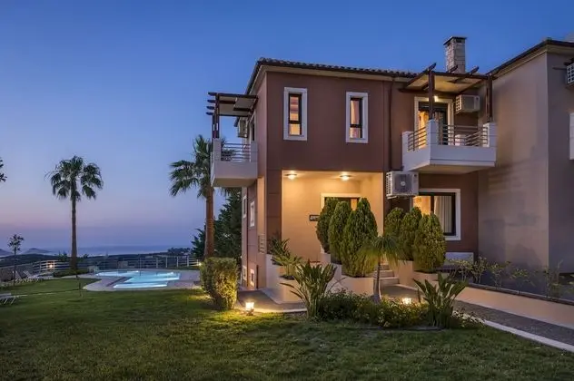 Villa, 3 Yatak Odası, Kişiye Özel Havuzlu, Deniz Manzaralı (Mirtia)