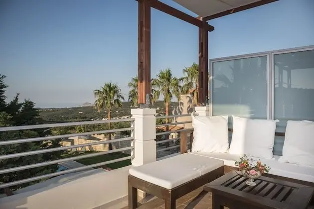 Villa, 3 Yatak Odası, Kişiye Özel Havuzlu, Deniz Manzaralı (Mirtia)