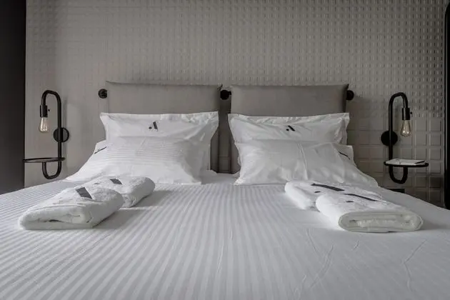 Exclusive Stüdyo Süit