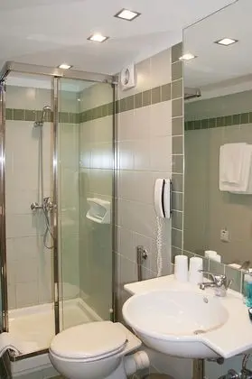 1 Çift Kişilik Veya 2 Tek Kişilik Yatak Standard