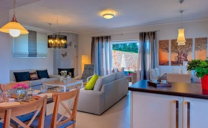 Villa, 3 Yatak Odası, Deniz Manzaralı