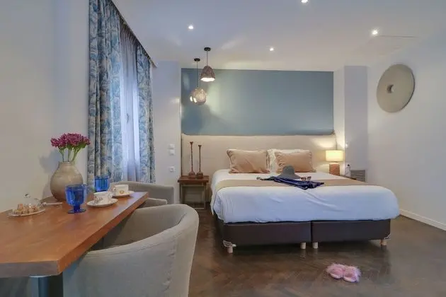 Superior Tek Büyük veya İki Ayrı Yataklı Oda, Balkon (301)