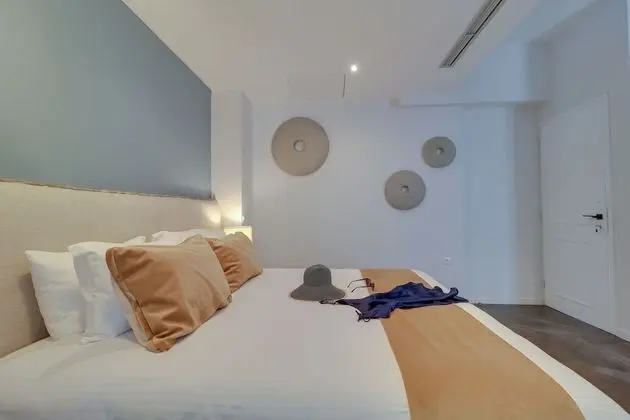 Superior Tek Büyük veya İki Ayrı Yataklı Oda, Balkon (301)