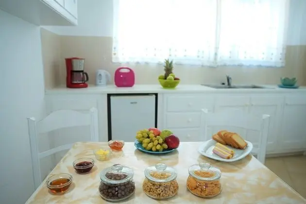 Two Bedroom Family Apartment, Jetted Tub