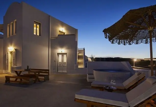 Two Bedroom Family Apartment, Jetted Tub