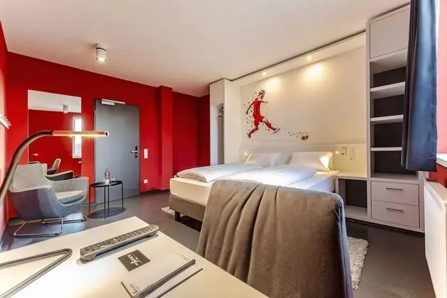 Comfort Tek Büyük Yataklı Oda