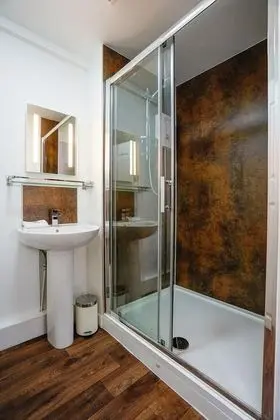 Tek Büyük Yataklı Oda (Kingsize room)
