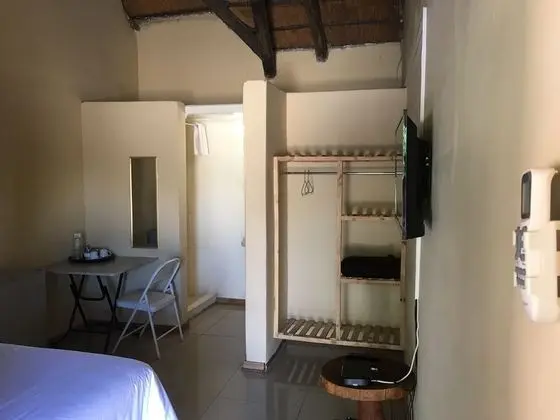 Standard Tek Büyük Yataklı Oda, Bahçe Manzaralı