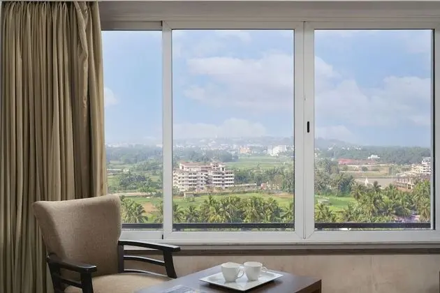 Luxury Tek Büyük veya İki Ayrı Yataklı Oda, 1 En Büyük (King) Boy Yatak, Şehir Manzaralı