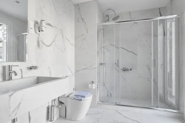 Superior Tek Büyük veya İki Ayrı Yataklı Oda