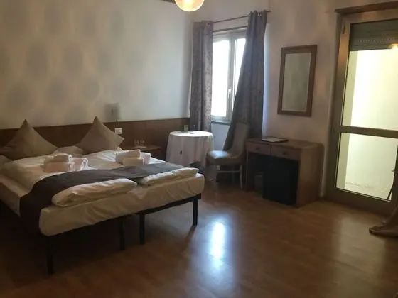Dört Kişilik Oda