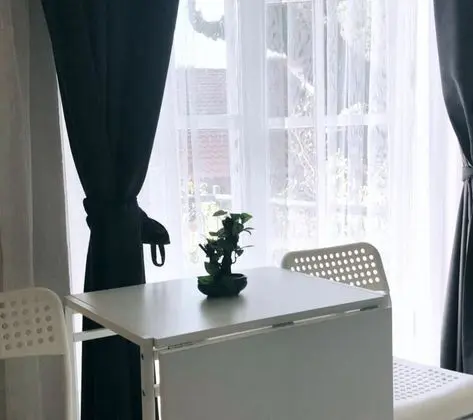 Confort Tek Büyük Yataklı Oda