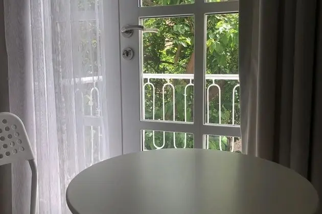 Confort Tek Büyük Yataklı Oda