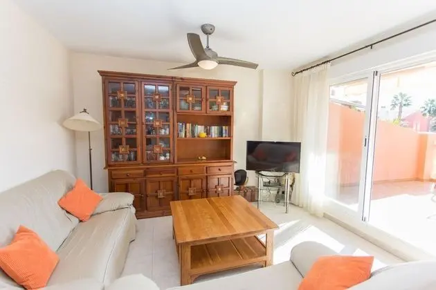 Apart Daire, 3 Yatak Odası, Balkon, Havuz Manzaralı