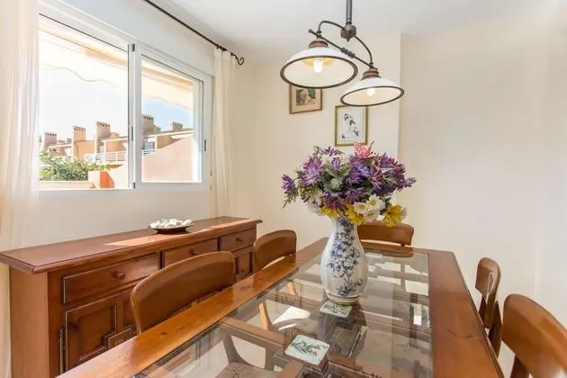 Apart Daire, 3 Yatak Odası, Balkon, Havuz Manzaralı