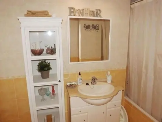 Apart Daire, 3 Yatak Odası, Havuz Manzaralı