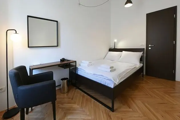 Comfort Tek Büyük Yataklı Oda, Ortak Banyo
