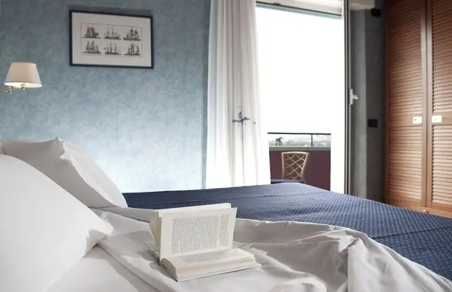 Superior Tek Büyük veya İki Ayrı Yataklı Oda, Deniz Manzaralı