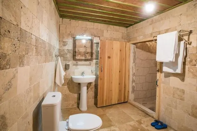 Teraslı Suit Oda