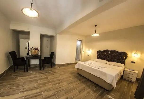 Comfort Tek Büyük Yataklı Oda