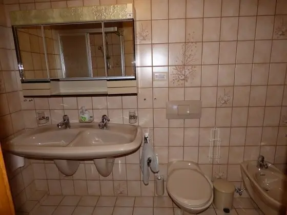 Tek Büyük Yataklı Oda, Balkon, Şehir Manzaralı