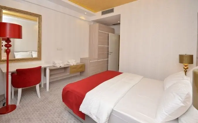Standard Apart Daire, 1 Yatak Odası, Balkon, Kısmi Deniz Manzaralı