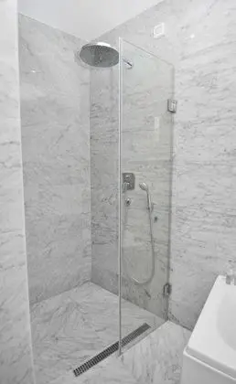 Superior Tek Büyük veya İki Ayrı Yataklı Oda, Özel Banyo, Kısmi Deniz Manzaralı