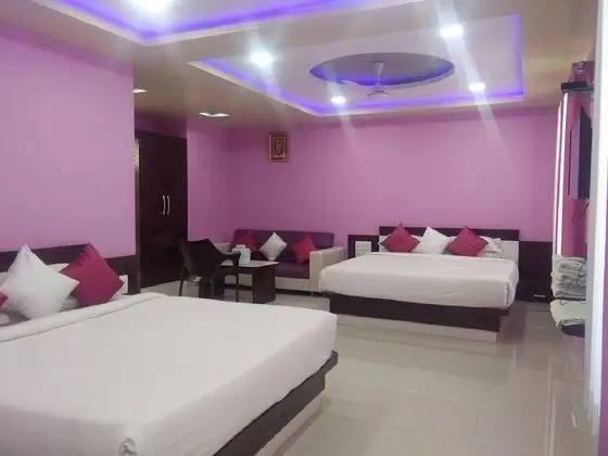Deluxe Dört Kişilik Oda