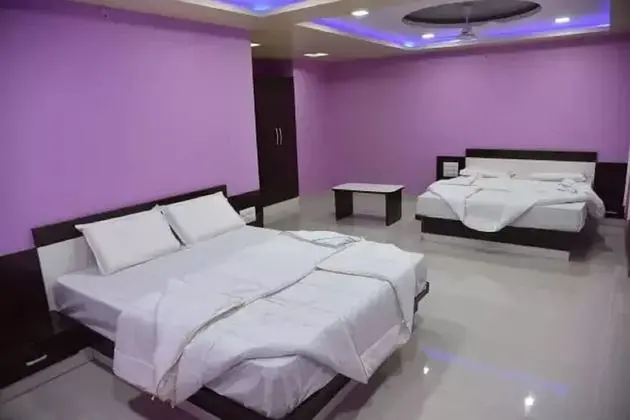 Deluxe Dört Kişilik Oda