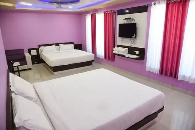 Deluxe Dört Kişilik Oda