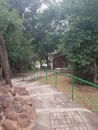 6 Sleeper Log Cabin (Dam vacinity)