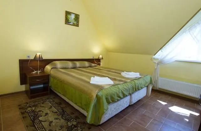 Comfort Tek Büyük Yataklı Oda