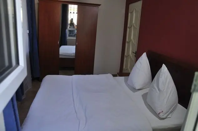 Economy Kır Evi, Bahçe Manzaralı
