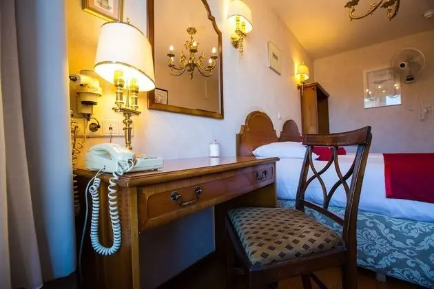 Comfort Oda, 2 Tek Kişilik Yatak