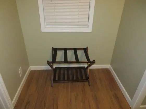 Luxury Studio #A (Entrance: Private entrance at top of driveway)