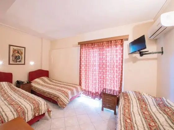 Classic Üç Kişilik Oda