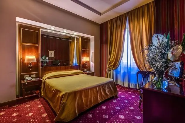 Superior Tek Büyük veya İki Ayrı Yataklı Oda