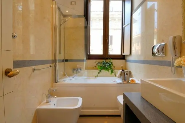 Deluxe Tek Büyük veya İki Ayrı Yataklı Oda