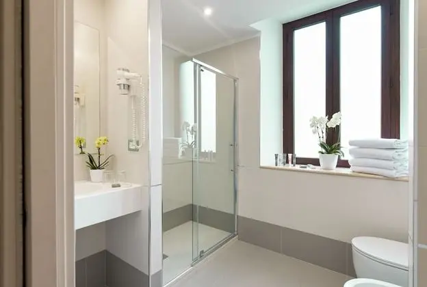 Superior Tek Büyük veya İki Ayrı Yataklı Oda