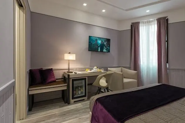 Superior Tek Büyük veya İki Ayrı Yataklı Oda