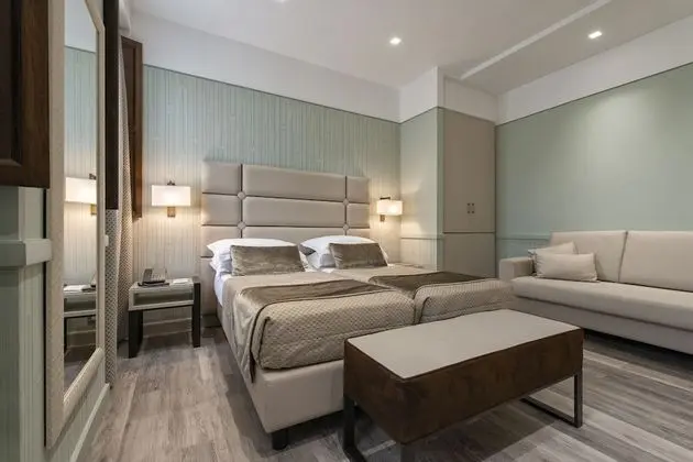 Superior Tek Büyük veya İki Ayrı Yataklı Oda