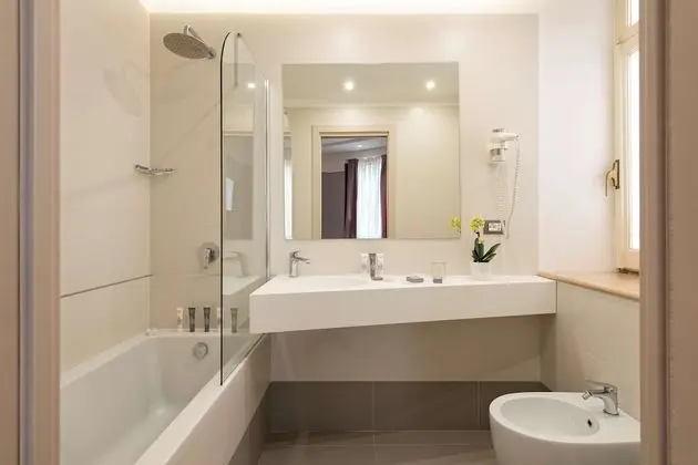 Superior Tek Büyük veya İki Ayrı Yataklı Oda