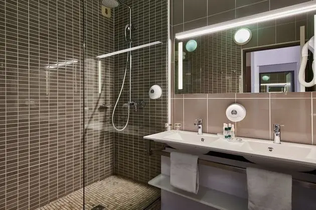 Superior Tek Büyük Yataklı Oda, Kısmi Deniz Manzarası (Upstairs, Balcony)