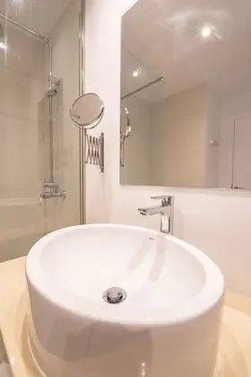 Stüdyo, Deniz Manzaralı (1 Adult + 1 child)