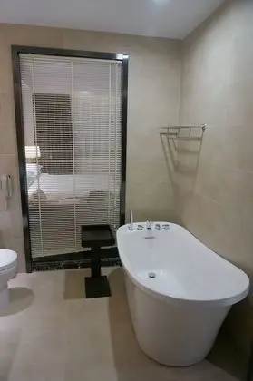 Deluxe Tek Büyük veya İki Ayrı Yataklı Oda