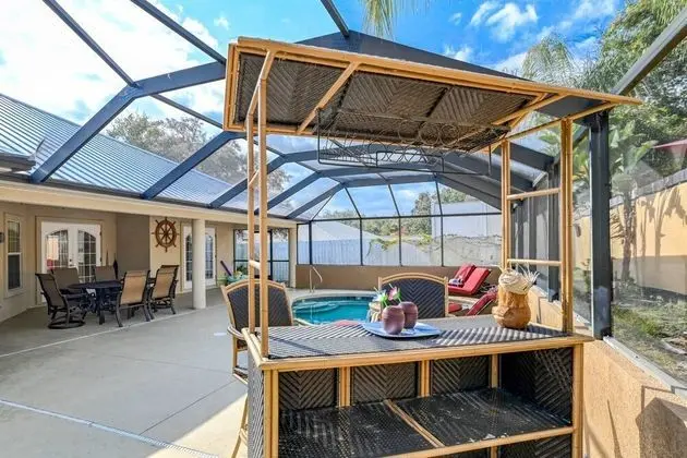 Ev (Atlantic Oaks Beach House)