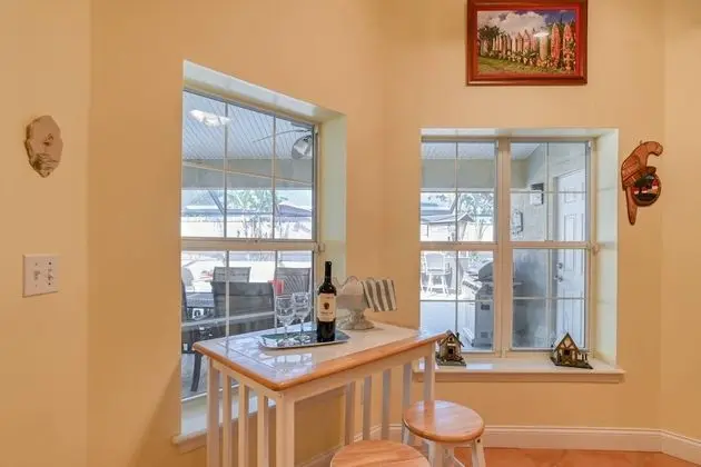 Ev (Atlantic Oaks Beach House)